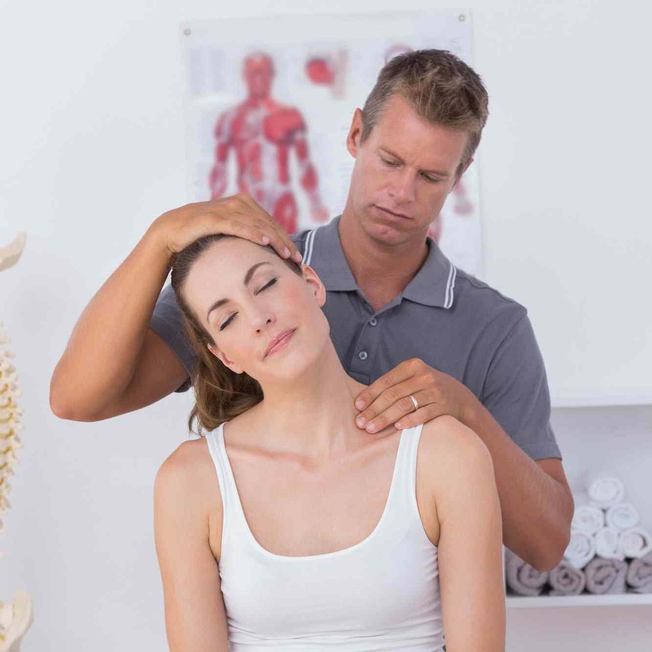 https://www.hemostaztromboz.org/wp-content/uploads/2015/12/kiroprakticar-2.jpg